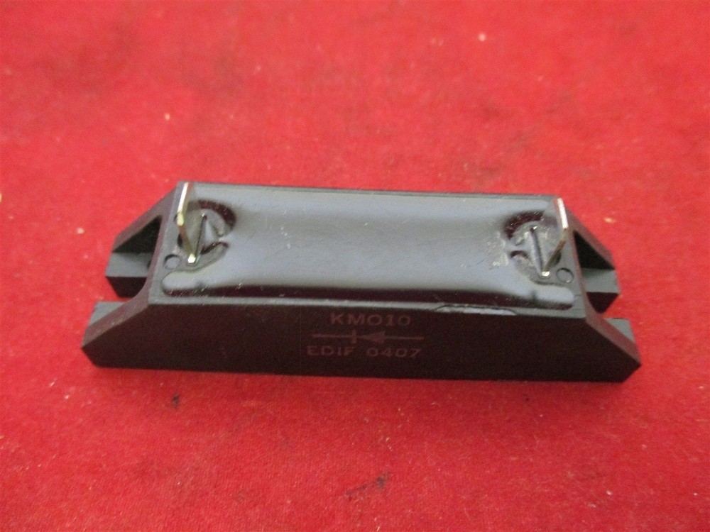 KM010 EDIF 0407