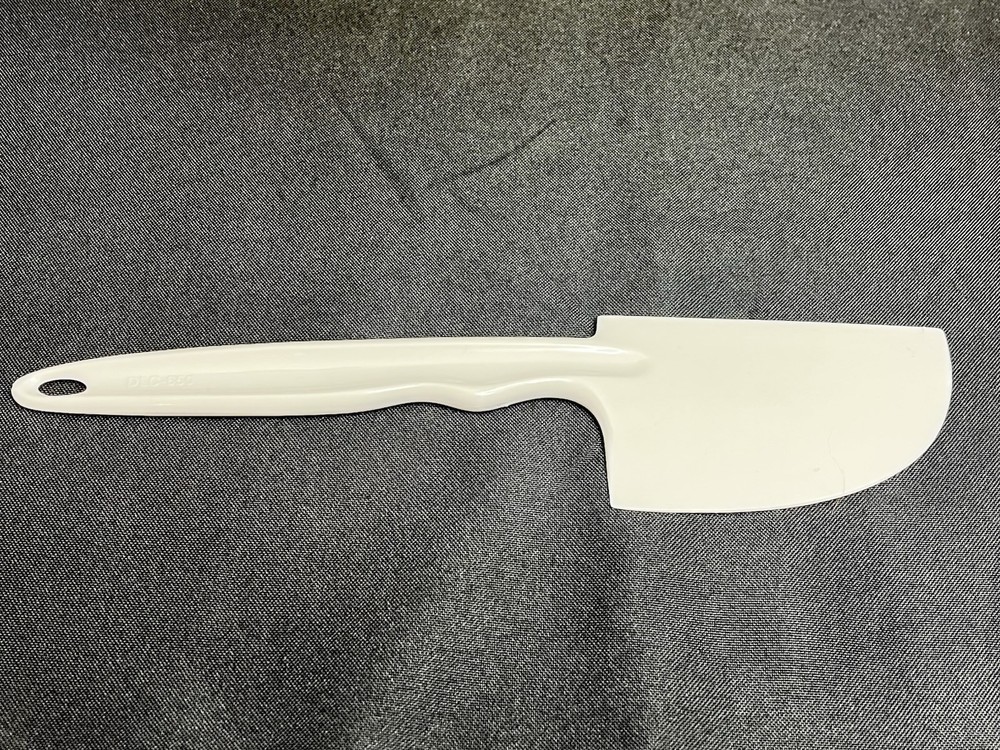 Cuisinart Scraper Spatula DLC-650 White Plastic 10" for the Food Processor