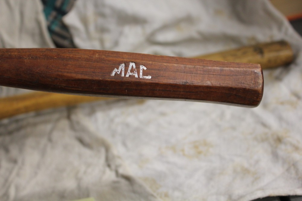 Mac Tools Rubber Mallet RM32 & Ball Peen Hammer