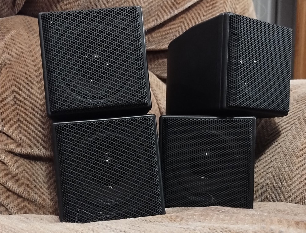 Sensonic SS-113BL Cube Speakers - 100W - Open Box