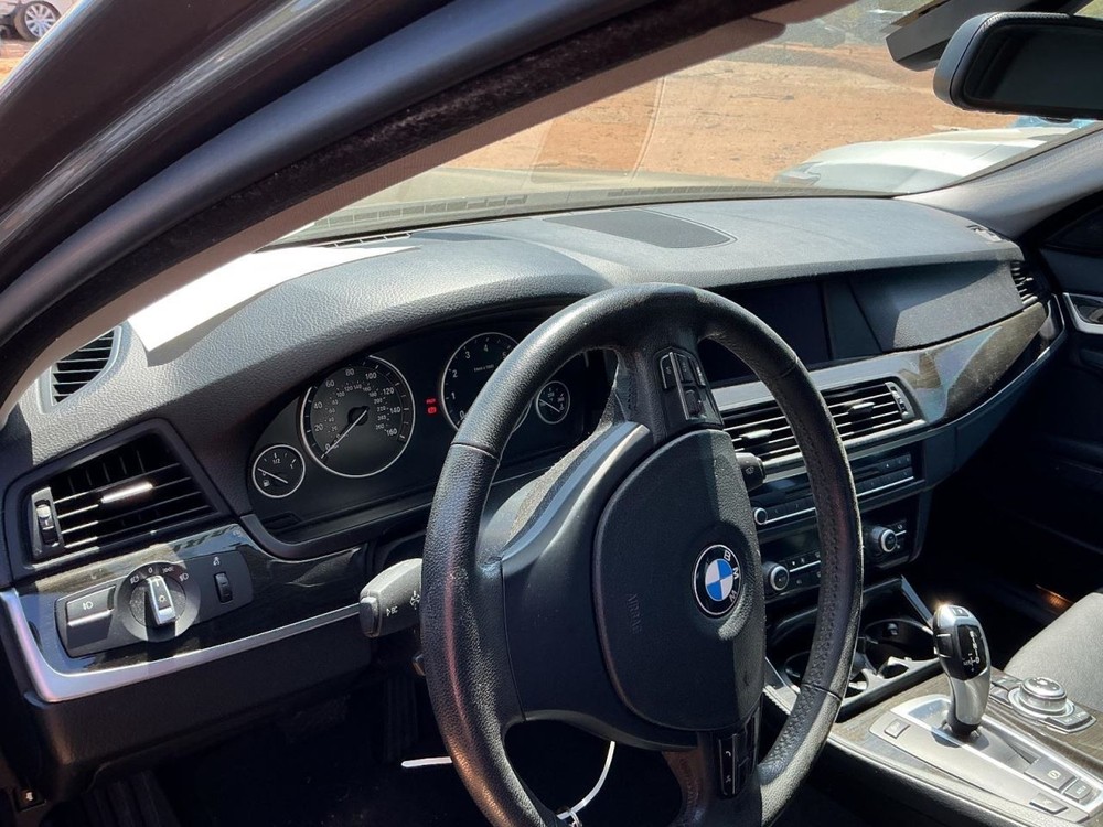 550I 2012 Glove Box 5034753
