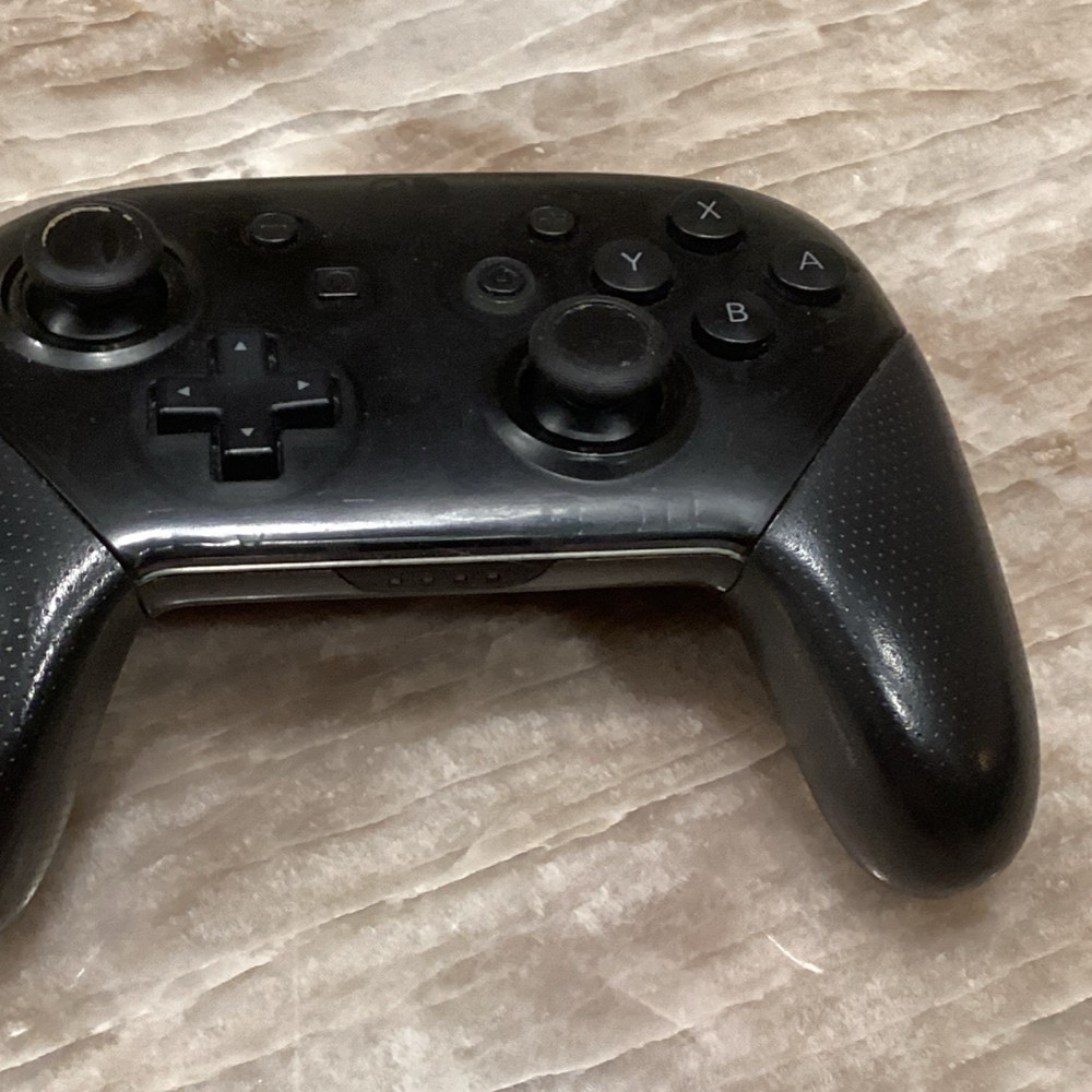 Nintendo Switch Console Pro Controller, Case, Charger, NBA 2K18