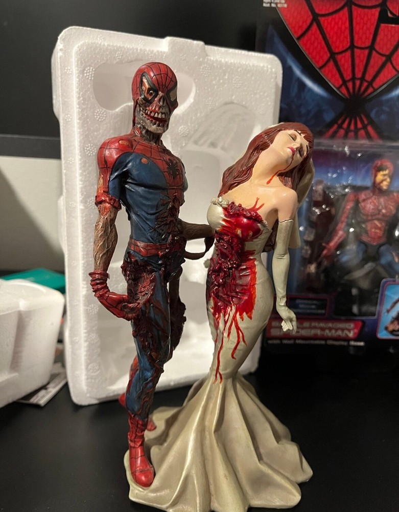 MARVEL MILESTONES ZOMBIE SPIDER-MAN & MARY JANE WEDDING STATUE #540 Box And COD