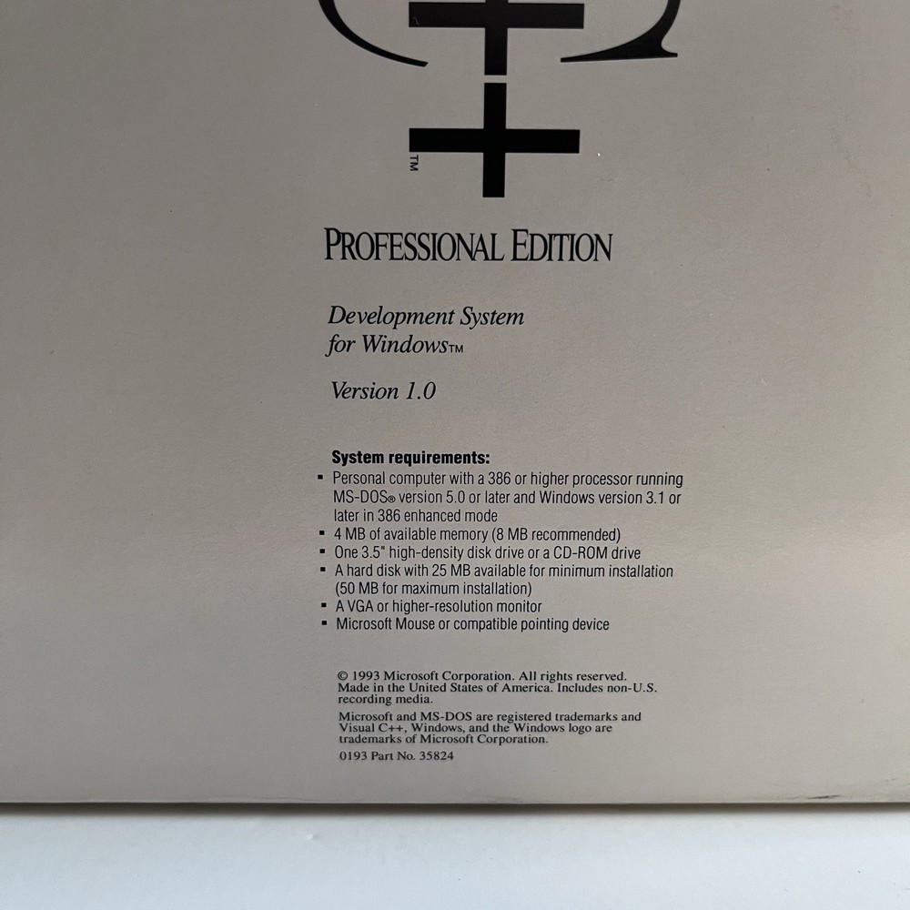 1993 MICROSOFT VISUAL C++ PROFESSIONAL EDITION BOOK SET SEALED DISKS