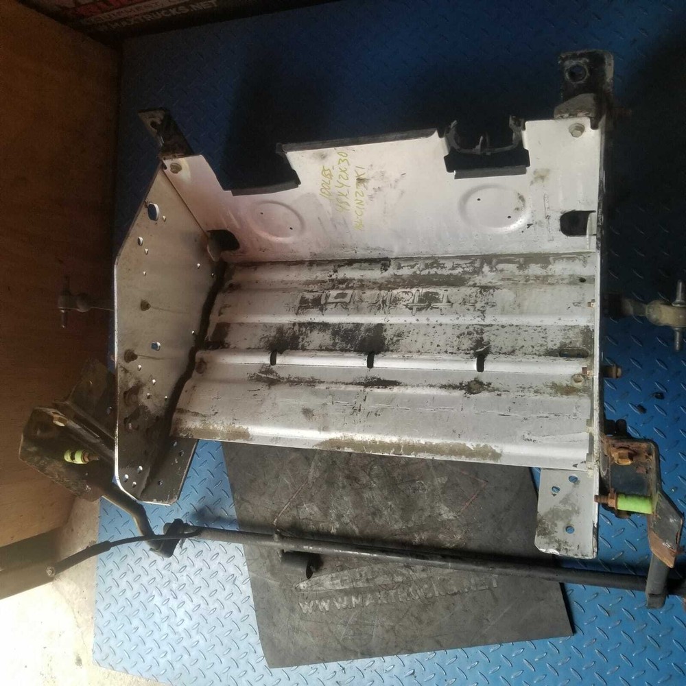 2012 INTERNATIONAL PROSTAR BATTERY BOX