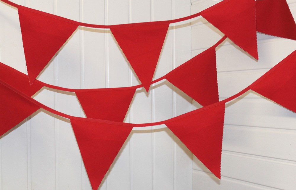 Liverpool bunting colours ** 10 mtr ** Red flags