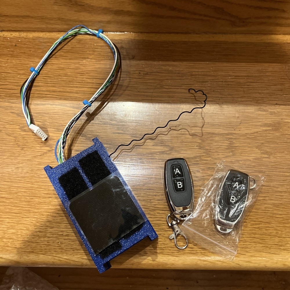 Bluetooth & 2-Button Remote Control for Silent Partner Edge Tennis Ball Machine