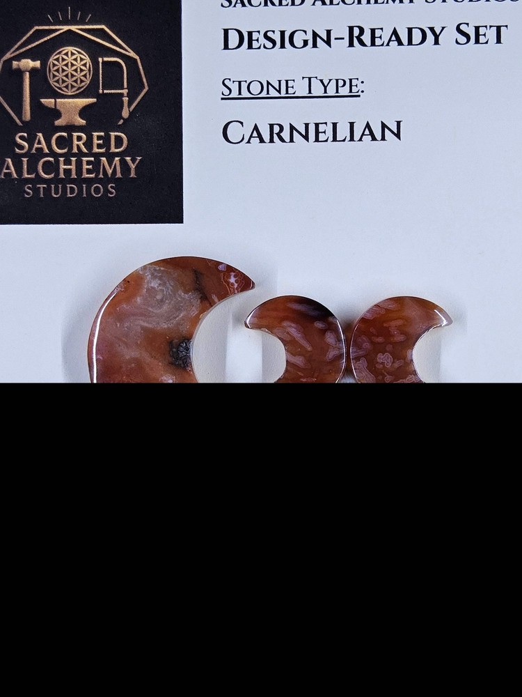 Crescent Moon - Carnelian - Design-Ready Set