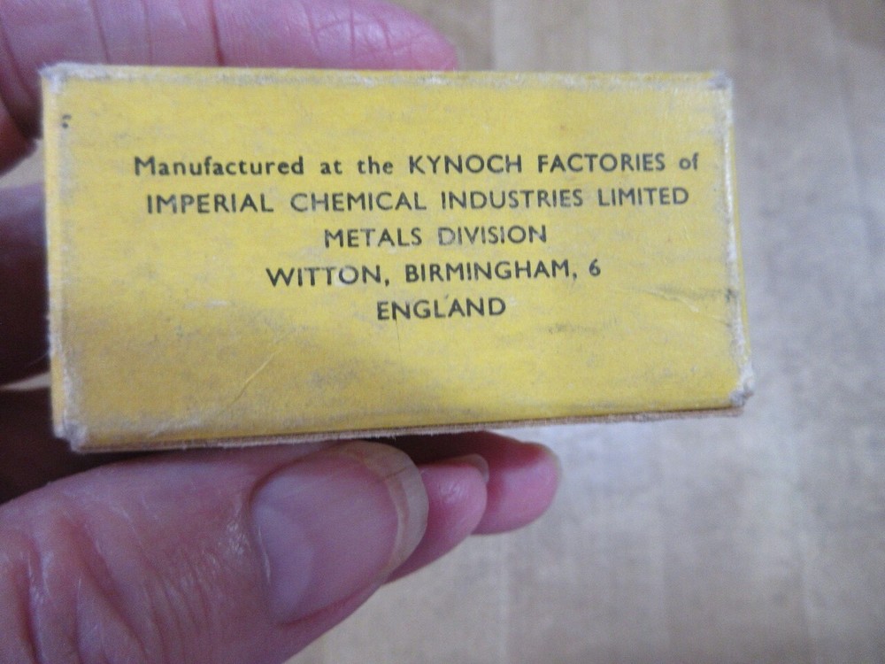 Empty Ammo Box I C I 22 LR England G-12 (W11)