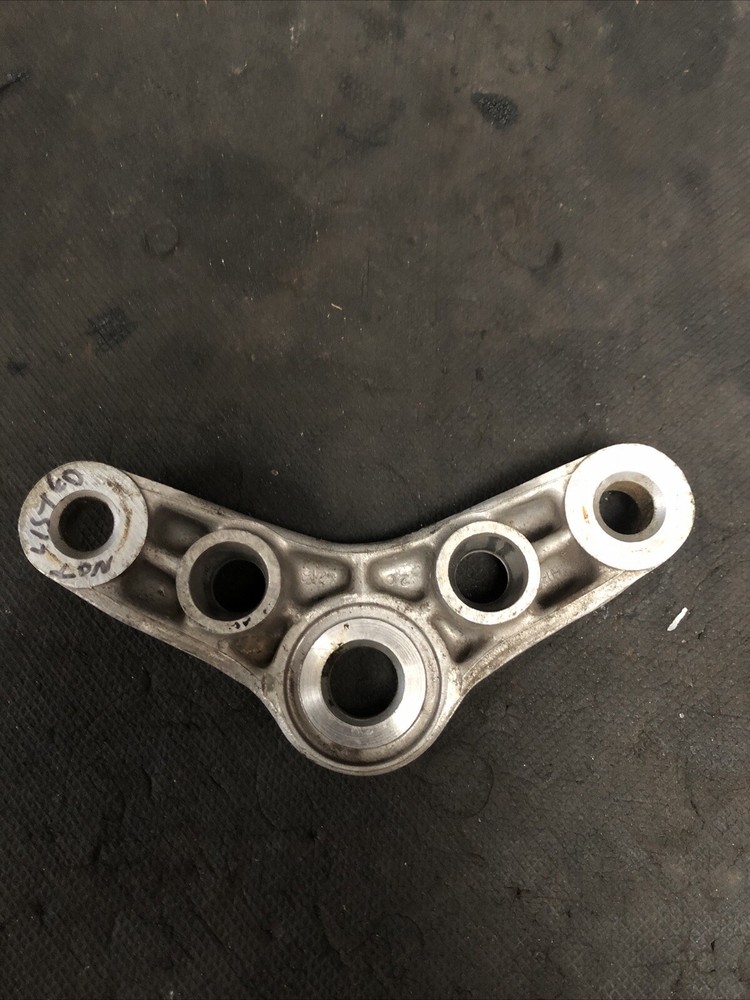 Honda CD175 Top yoke Fork Bracket