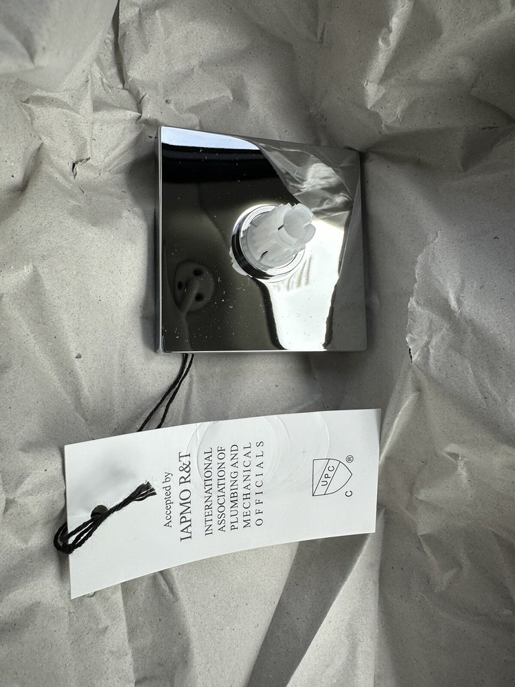 IMO Wall valve anti-clockwise closing 1/2" - Chrome