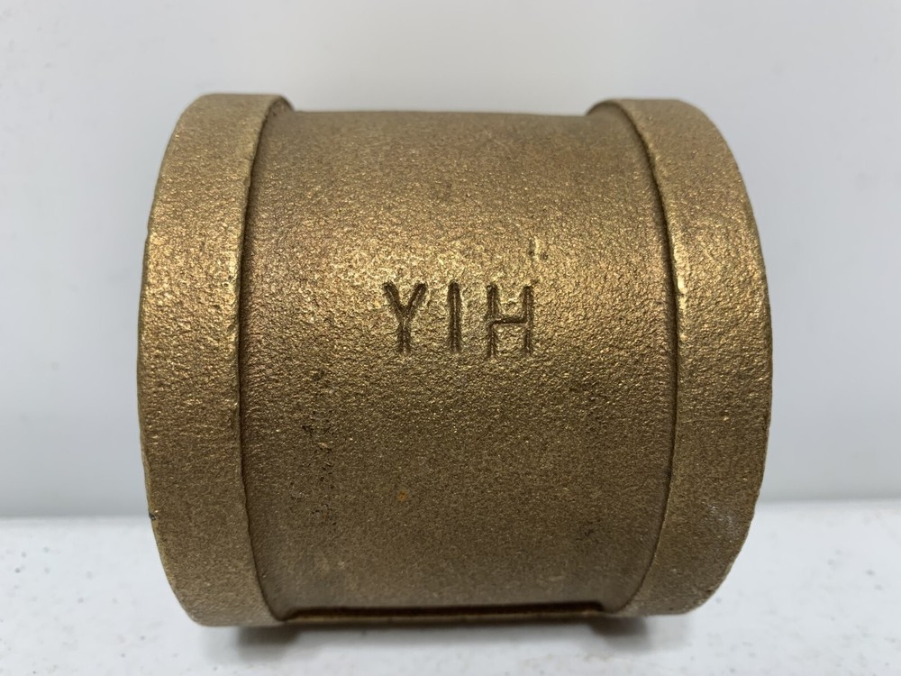 YIH Brass 2 1/2" FIP Coupling