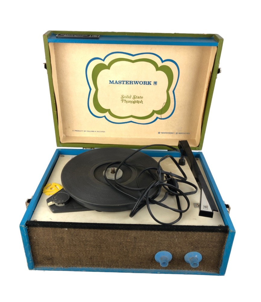 Vintage Columbia Masterwork Solid State Model M-2201 Phonograph Record Player