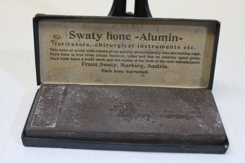 2 Vintage Razor Sharpening Blocks