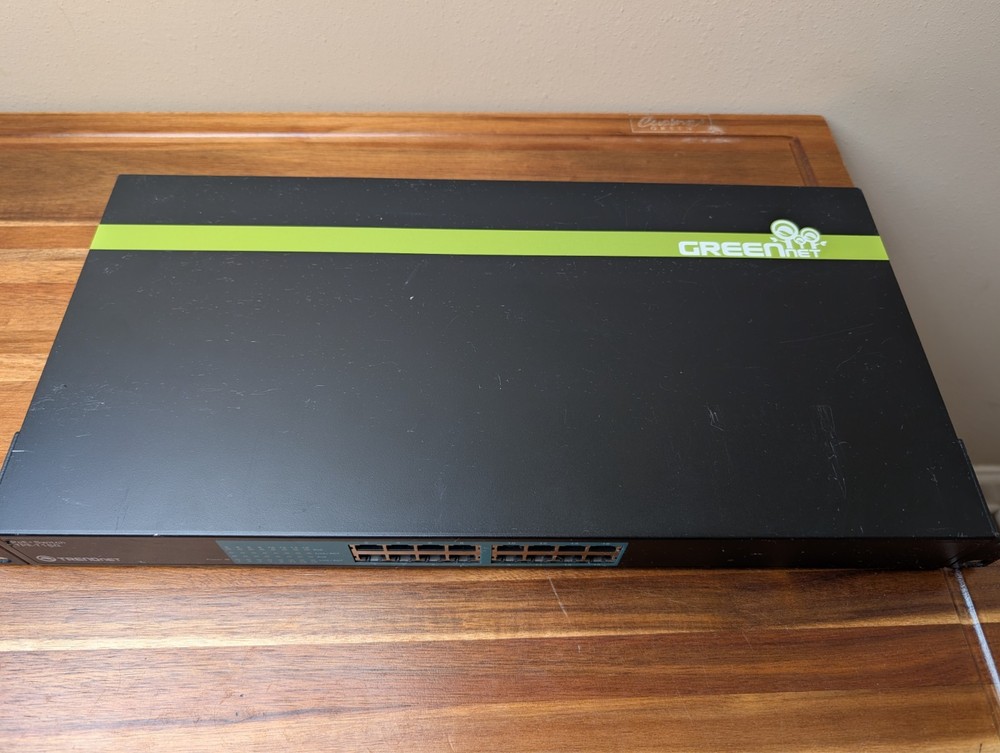 TRENDnet TPE-T160 Rack-Mountable Ethernet Switch