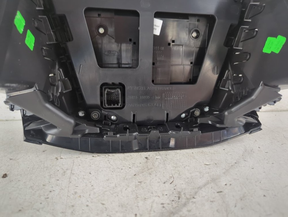 Ford Focus 2010-2014 Stereo Controls