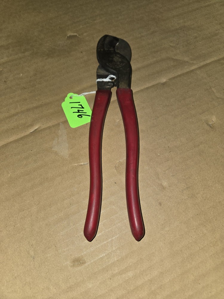 Klein Cable Cutting Hand Tool #63050 Used