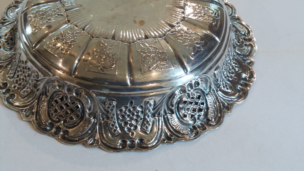 Continental .800 Silver Embossed Deep Bowl, 390 grams