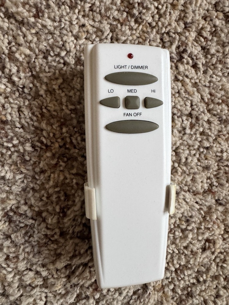 Hampton Bay Ceiling Fan Remote UC7078T with controller