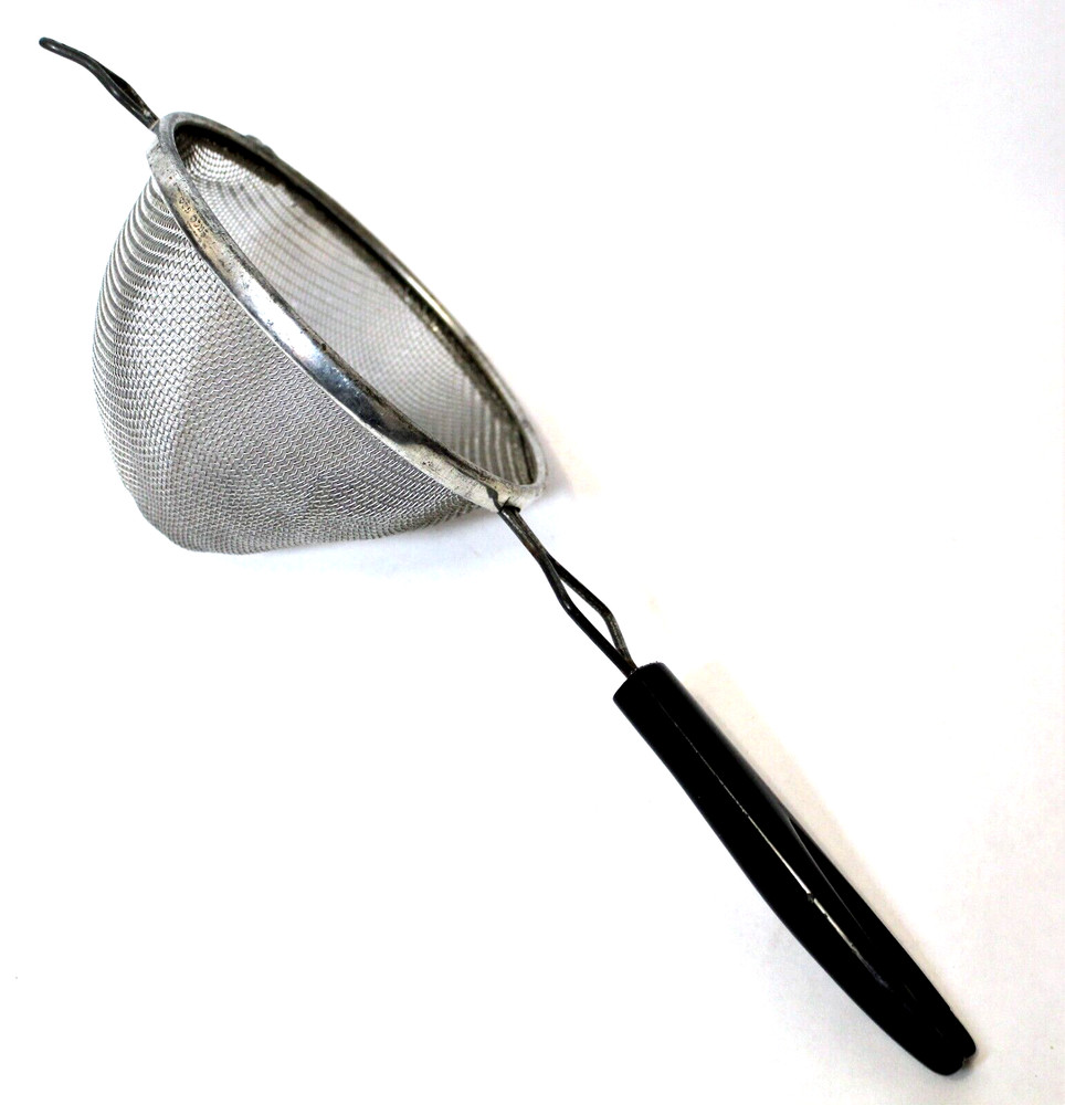 Vintage Mesh Sieve Strainer Colander Pan Black Handle Kitchen Utensils 2