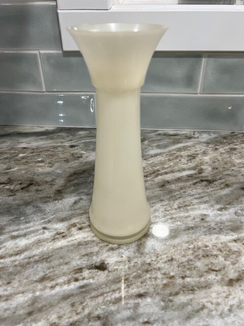 Vintage Tupperware White Jiffi Sift-n-Store