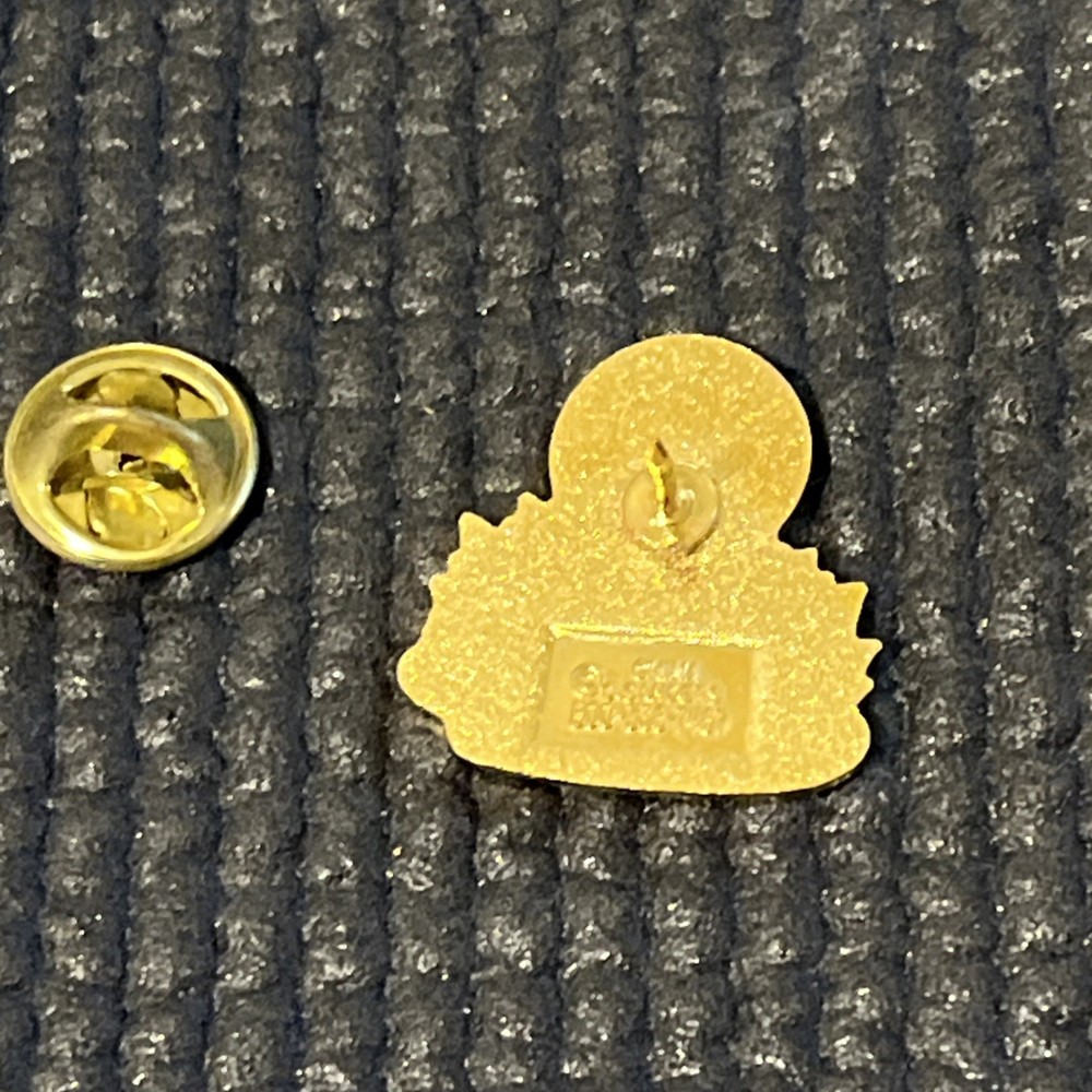 Golf Gopher lapel pin 5920