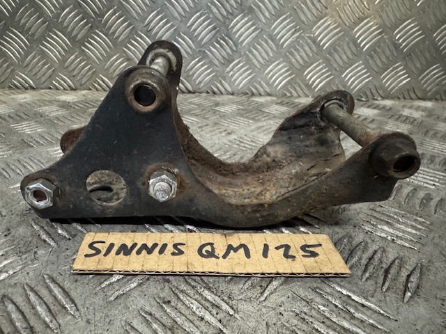 SINNIS QM 125 front engine mount 2012