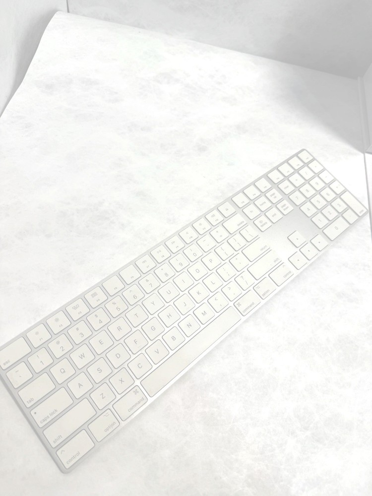 Apple Magic Keyboard with Numeric Keypad Silver - Amazing Condition