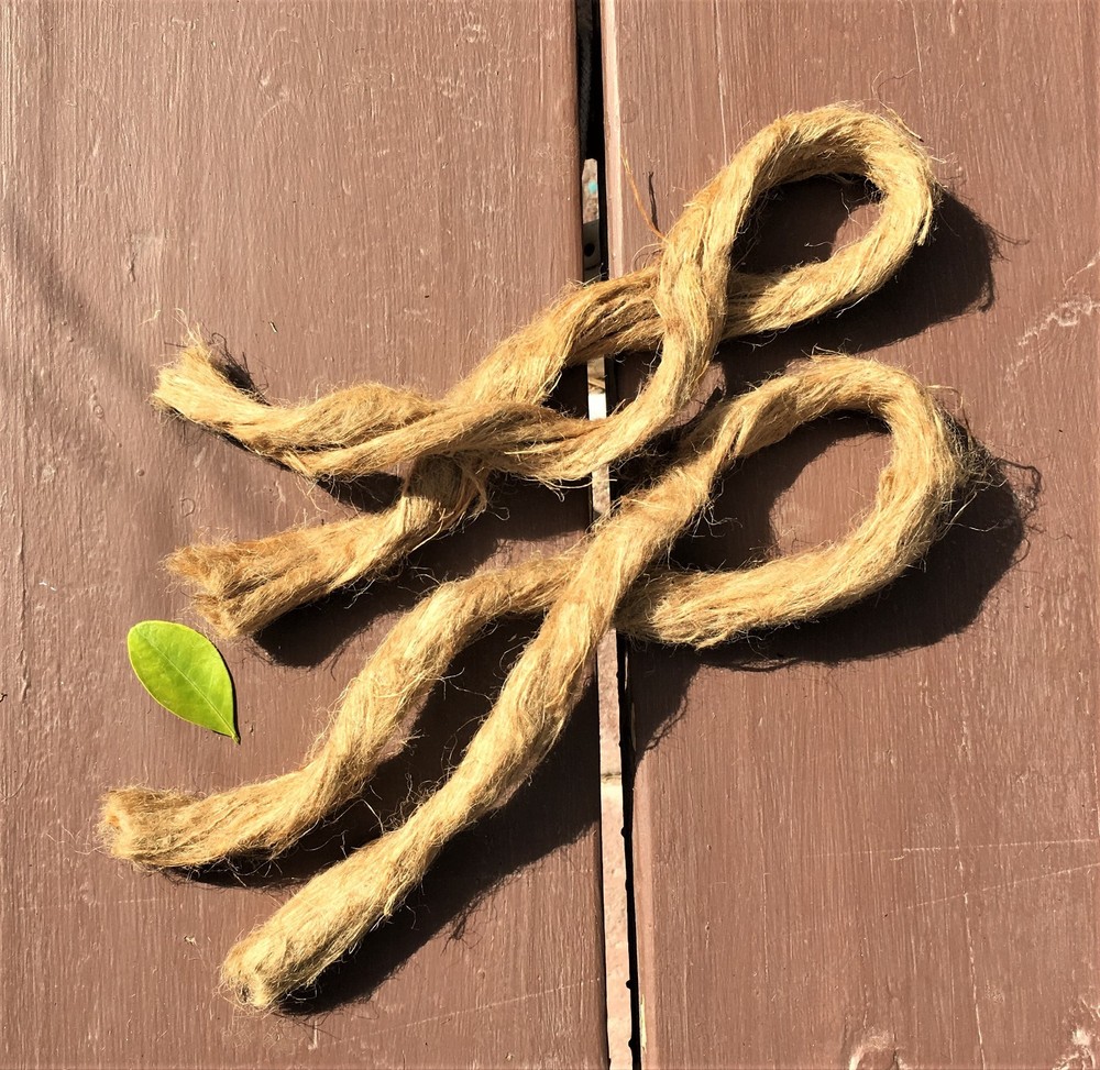 Oakum - great nesting material and fire tinder, Charcloth, Bow Drill