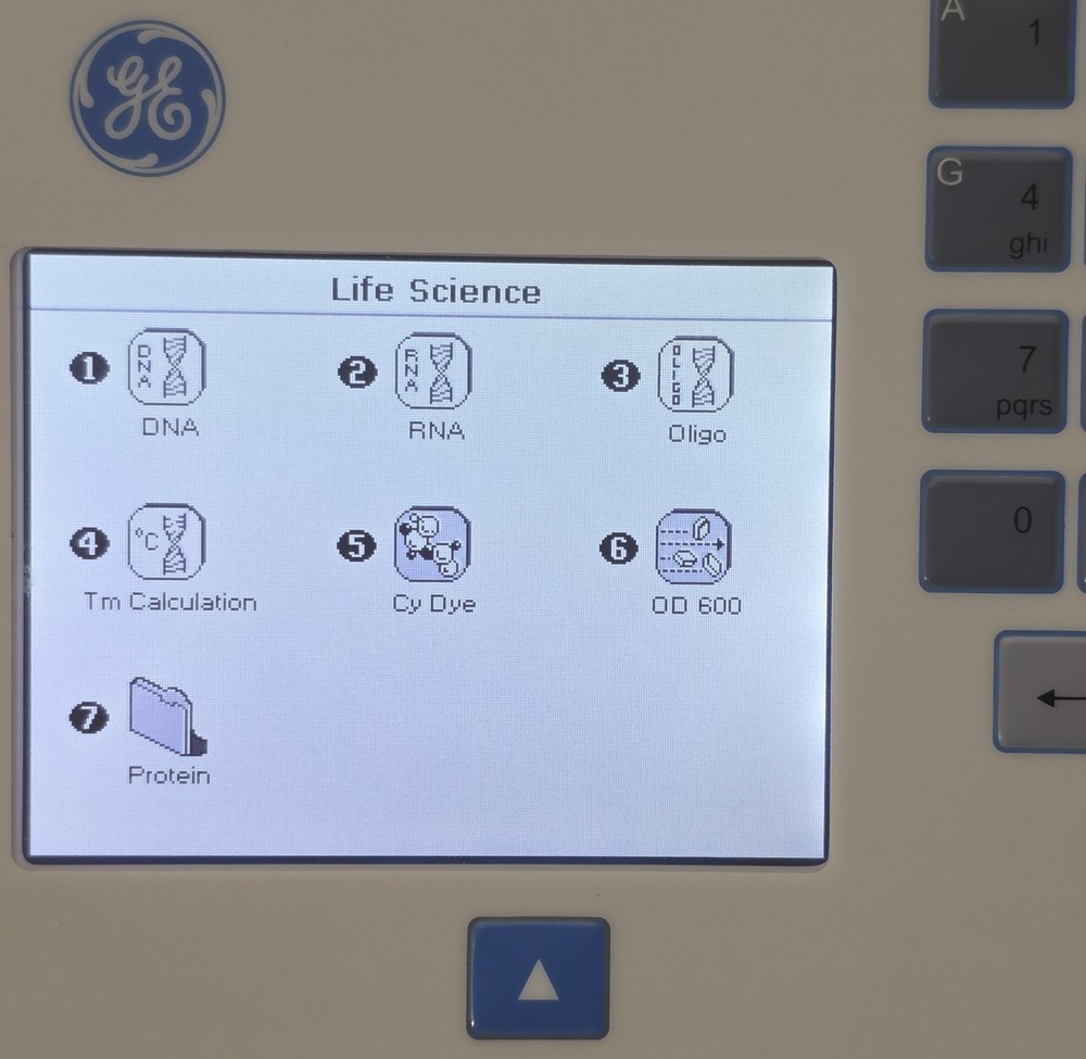 GE GeneQuant 1300 UV/Visible Spectrophotometer