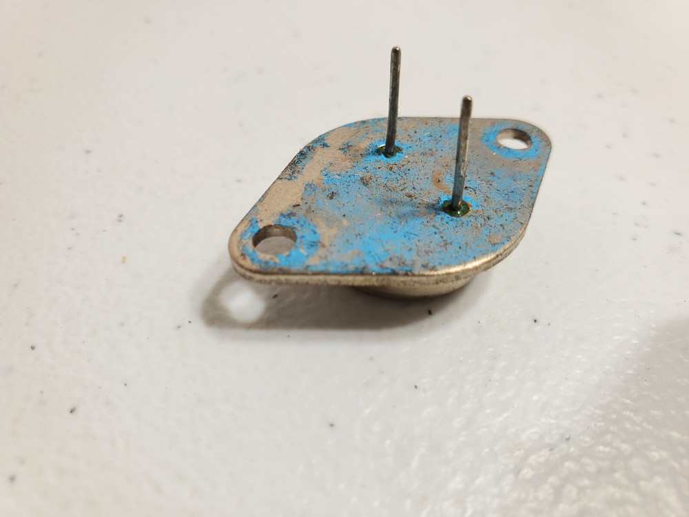 Vintage RCA Replacement Part 138195. B3/E15