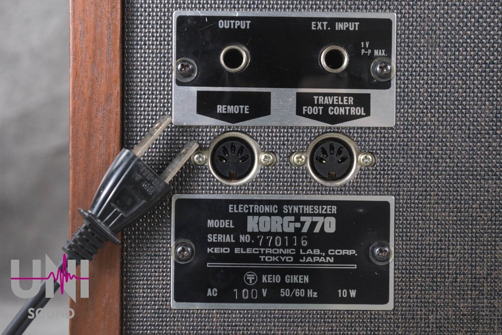 KORG 770 Electronic Analg Synthesizer in Excellent condition