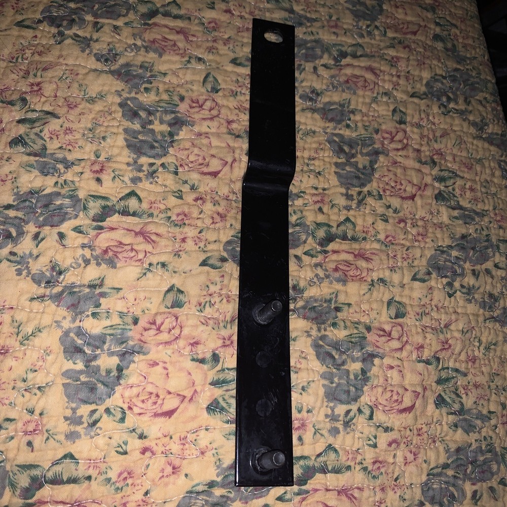 Volvo Trucks Bug Screen Bracket