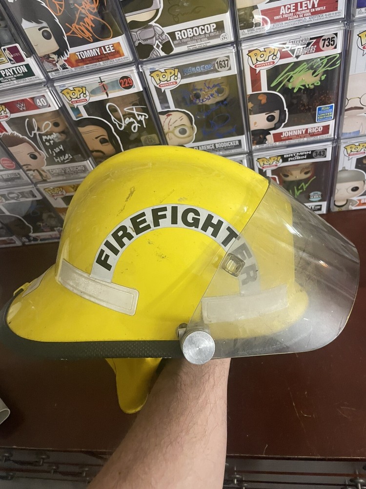 Cairns Phoenix 660 Firefighter Helmet W/ Visor, Chinstrap, Instructions