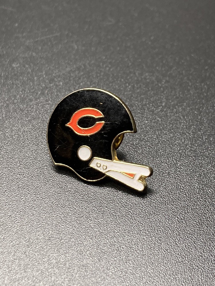 Chicago Cubs Helmet Pin Gold Tone