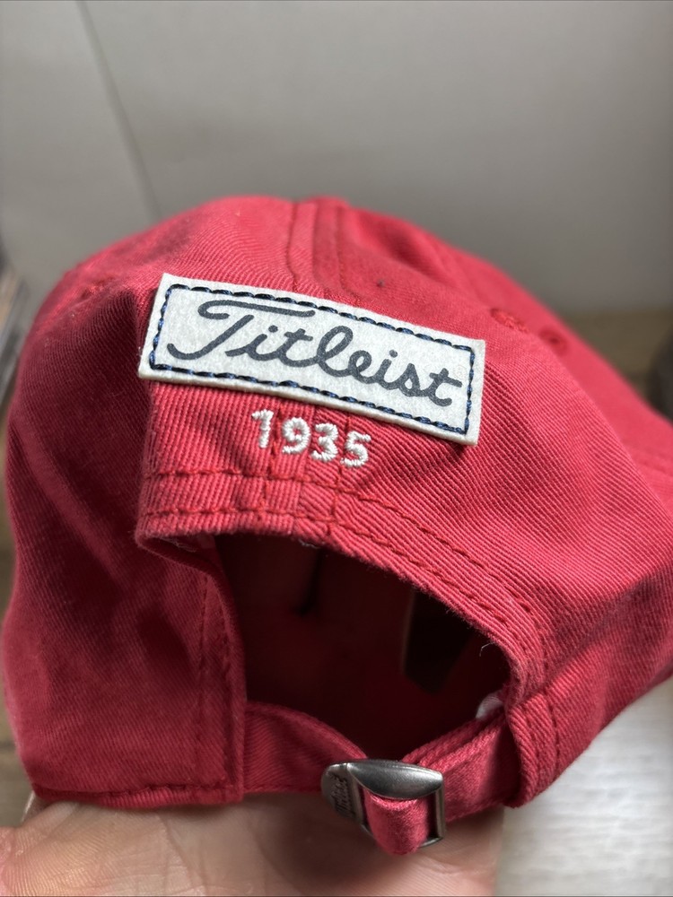 Titleist Hat 1935 Adjustable Golf Baseball Cap Red Strapback