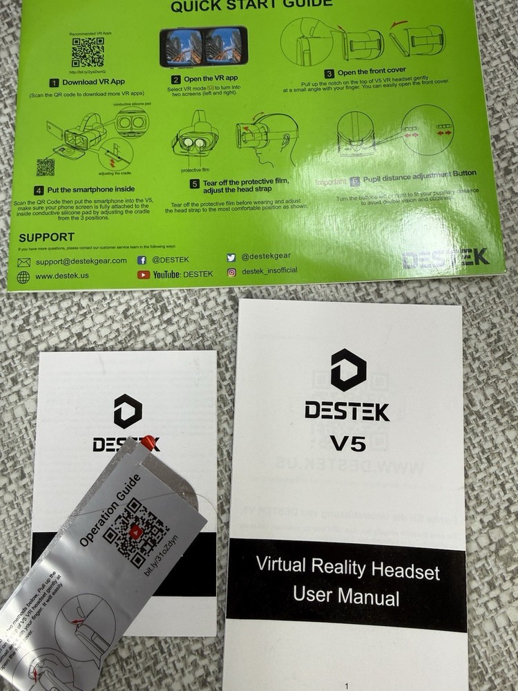 DESTEK V5 VR Headset for Virtual Reality With Controller Orig Paperwork Untested