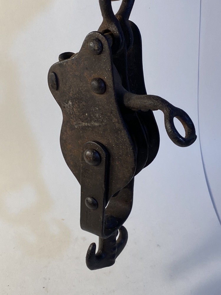 Antique Double Pulley w/ Hook & Line Stop 8”