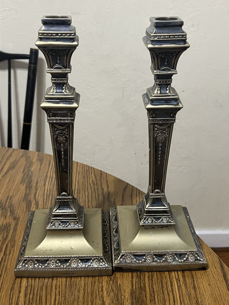 WALKER & HALL SHEFFIELD CANDLE HOlDER (2)