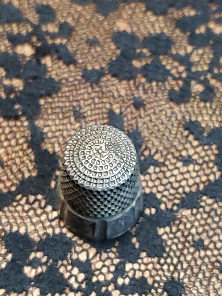 Antique Sterling Silver Thimble Vintage DD
