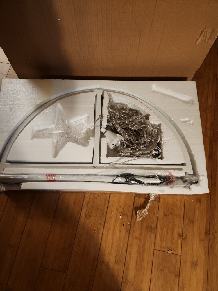 Cool White 14 Function LED Light Show Cone Christmas Tree Decoration 6' outdoor