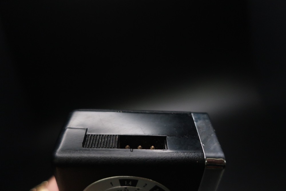 Vivitar 151 Electronic Flash Unit