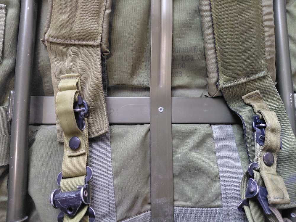 Vintage US Army Field Pack Combat LC-1 Medium ALICE Backpack with Frame & Strap