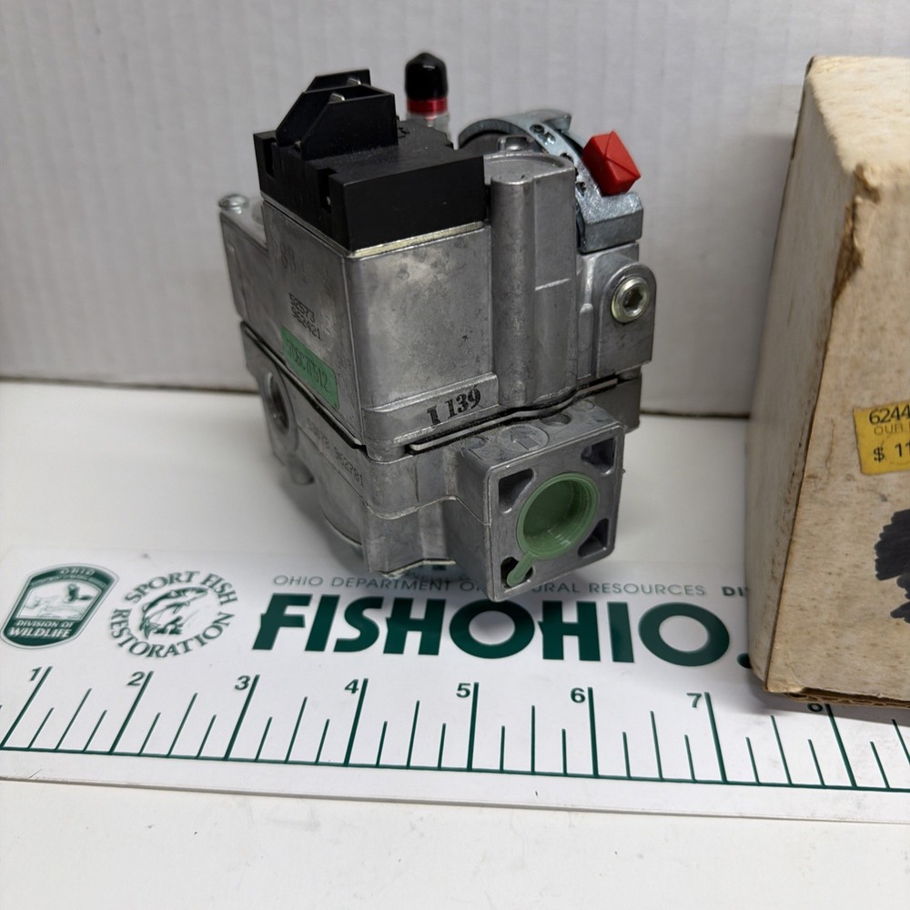 ROBERTSHAW 7C6-C7F-512 GAS VALVE HSI 624490