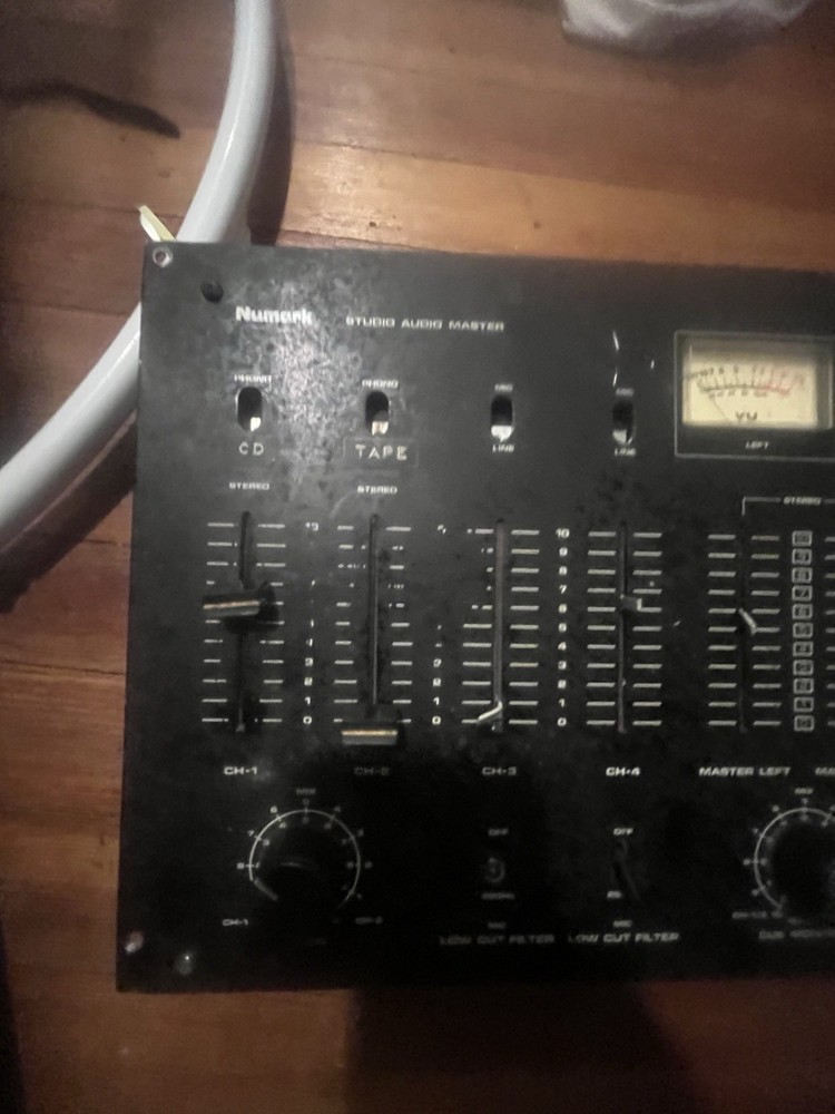 Numark DM-1550 Studio Mixer Vintage
