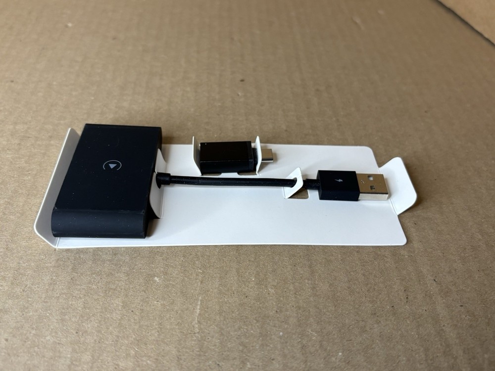 CarPlay Dongle iPhone Wireless Black Open Box - Useful Accessory for Auto / Car