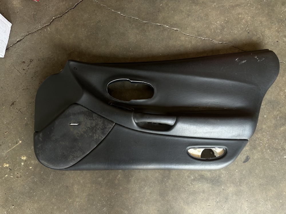 1997-2004 C5 CORVETTE DOOR PANEL PASSENGER SIDE RH OEM