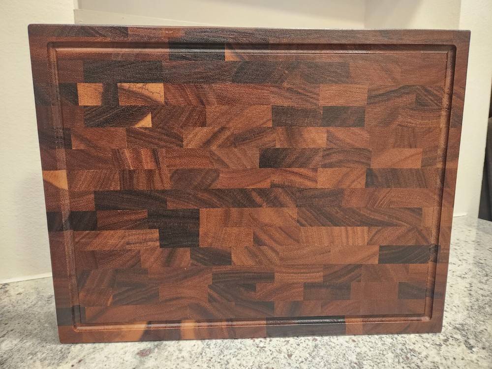 Walnut end grain cutting board 17x13x1.25