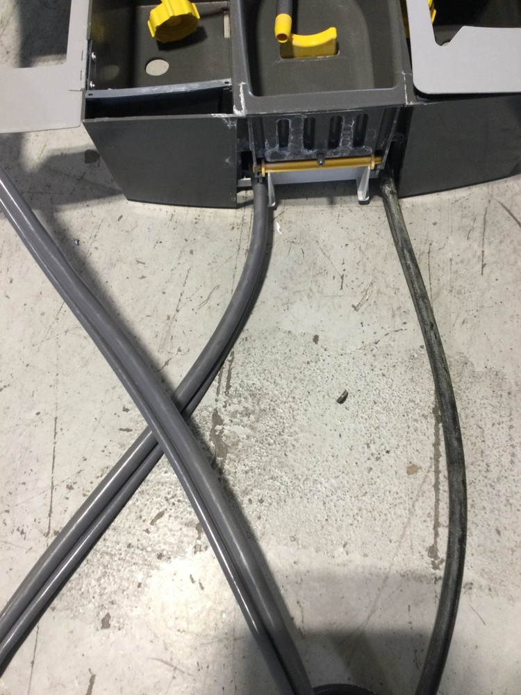 Johnson Diversey J-Fill Quattro Dispensing System