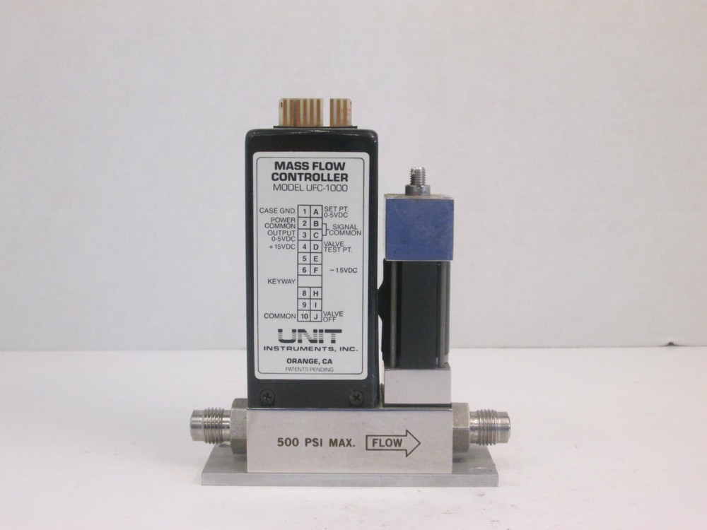 Unit UFC-1000, MFC, Mass Flow Controller, N2O, 300 SCCM, Used